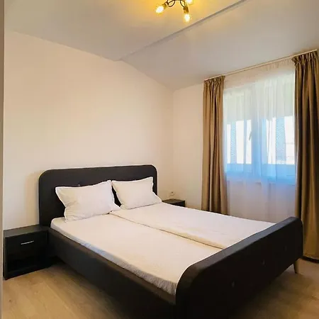 Paradox Cantacuzino ゲストハウス エフォリエ・スド