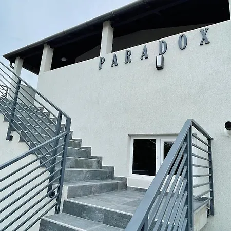 Gasthuis Paradox Cantacuzino