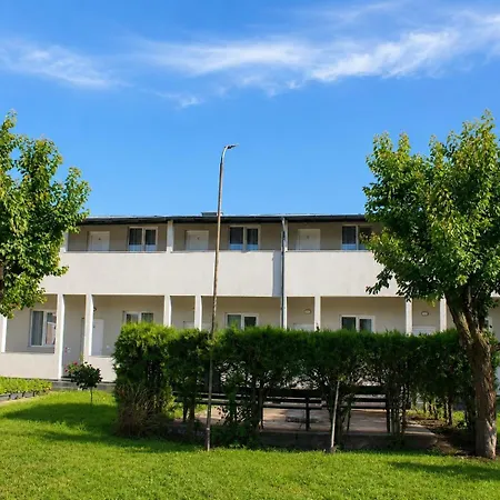 Paradox Cantacuzino Pensiune 3*