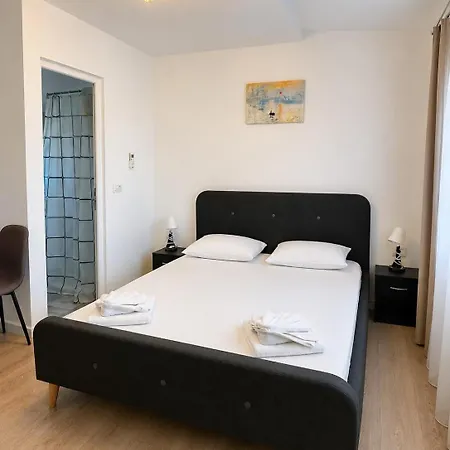 Paradox Cantacuzino Pensiune 3*